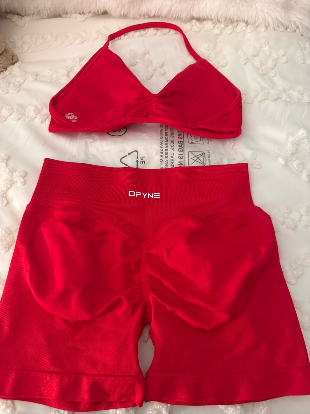 Women's DFYNE Red Set - Picture 4 of 5